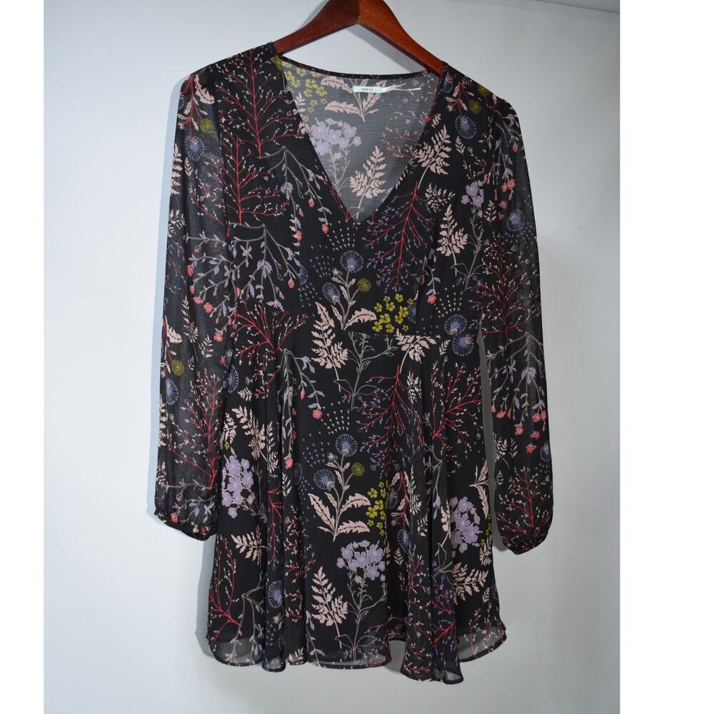 Kimchi Blue Black Botanical Floral Long Sleeve V-Neck Mini Dress Size 0
